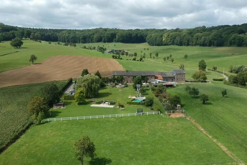 Hoeve Espewey Cottage Hombourg Exteriör bild