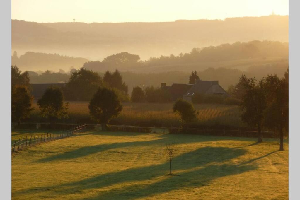 Hoeve Espewey Cottage Hombourg Exteriör bild