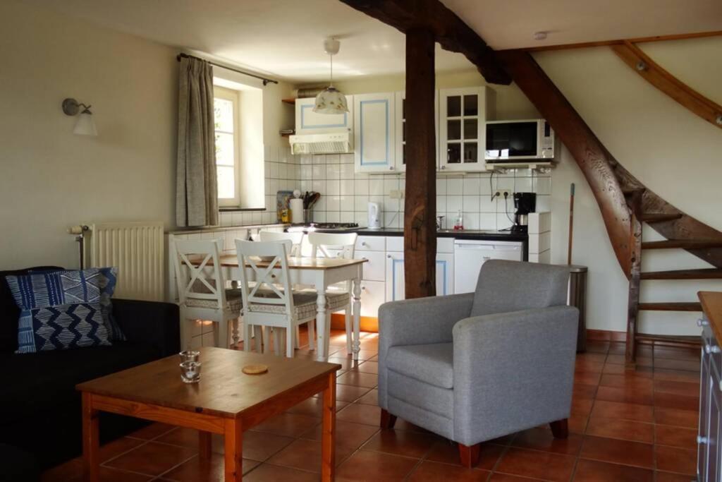 Hoeve Espewey Cottage Hombourg Exteriör bild
